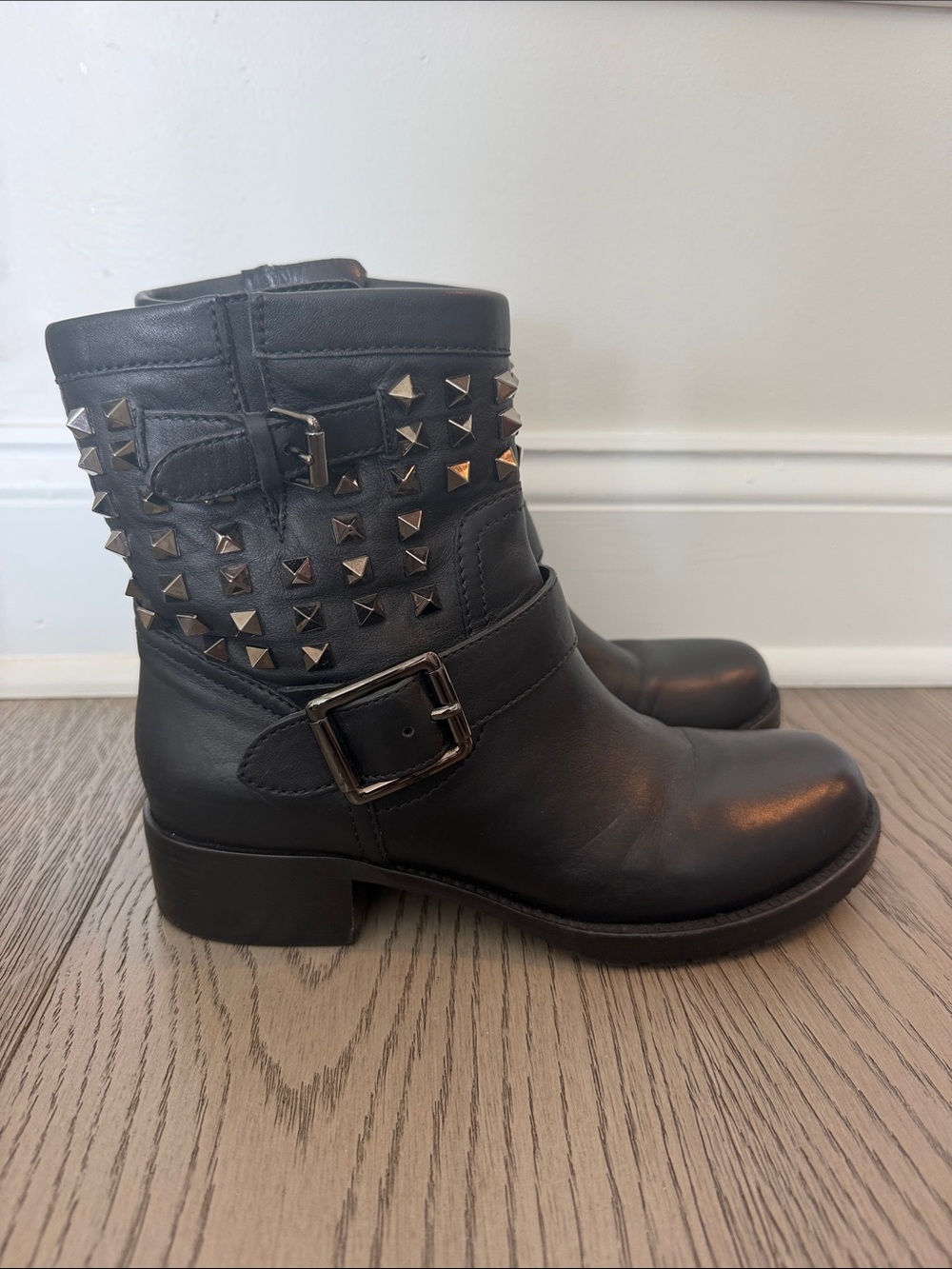 Valentino Women’s Rockstud Black Leather Studded Ankle Boots